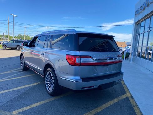 Used 2021 Lincoln Navigator L Reserve w/ Luxury Package AWD/4WD image 4