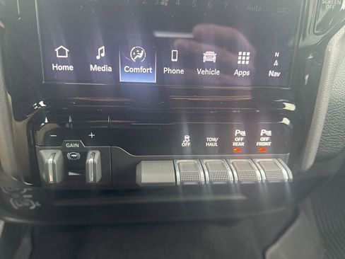 Used 2025 RAM 2500 Big Horn image 5