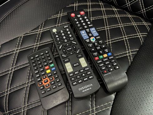 Used 2019 Mercedes-Benz Sprinter 170 w/ Driver Convenience Package image 47