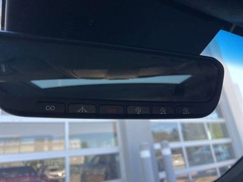 Used 2023 Genesis G70 3.3T w/ Sport Prestige Package image 25