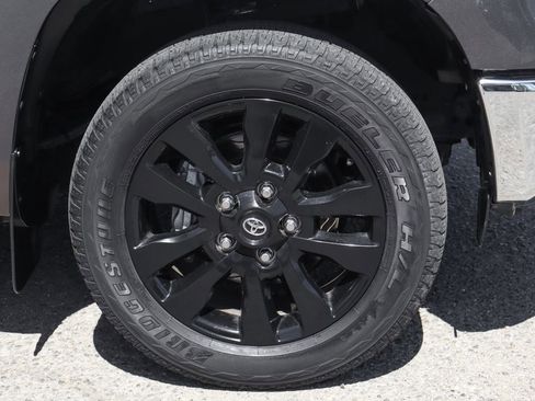 Used 2016 Toyota Tundra SR5 w/ SR5 Upgrade Package RWD image 41