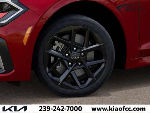 New 2025 Kia K5 LXS image 9