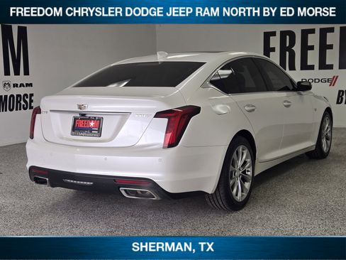 Used 2022 Cadillac CT5 Premium Luxury image 3