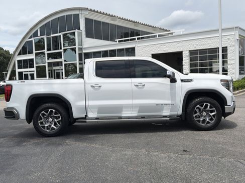 Used 2026 GMC Sierra 1500 SLT w/ SLT Premium Plus Package AWD/4WD image 13
