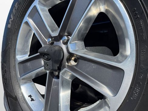 Certified 2022 Jeep Wrangler Unlimited Sahara w/ LED Lighting Group image 17