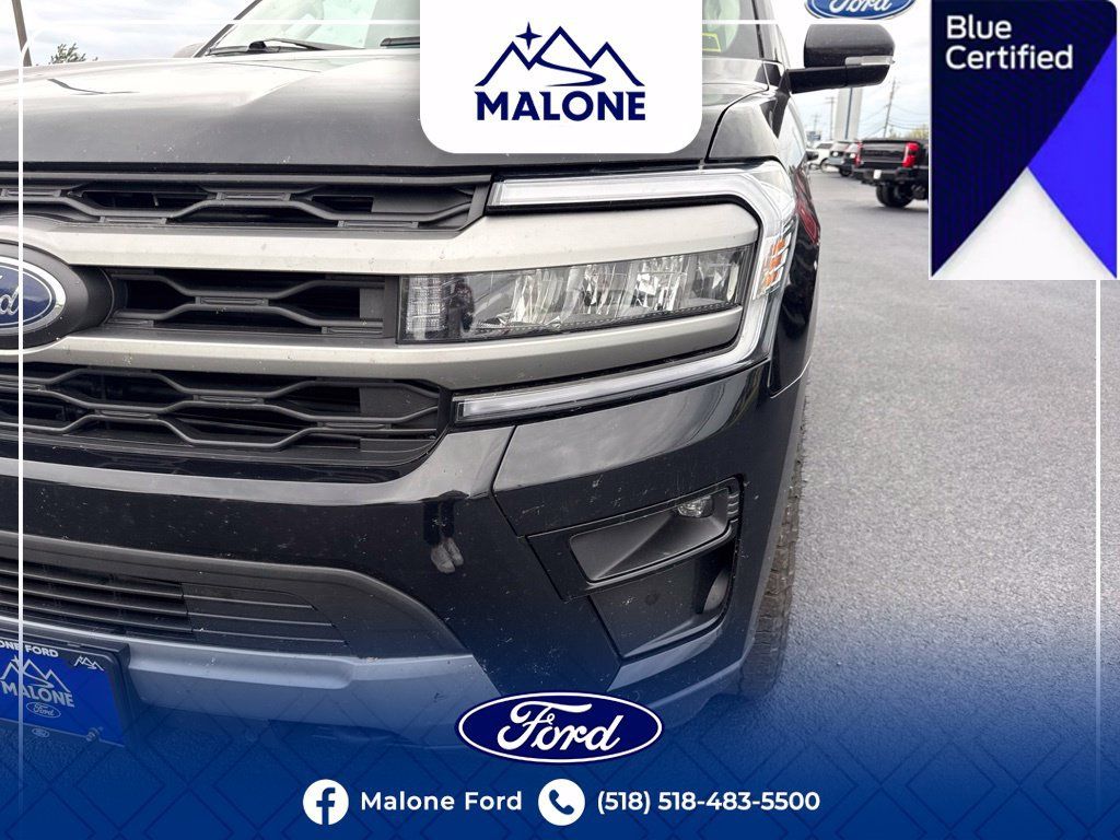 Used 2023 Ford Expedition XLT AWD/4WD image 12