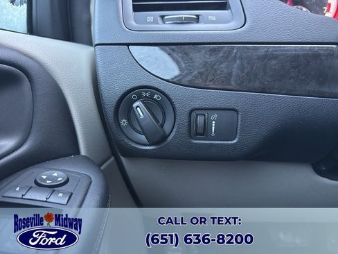 Used 2019 Dodge Grand Caravan SE image 21