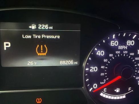 Used 2019 Kia Soul ! image 17