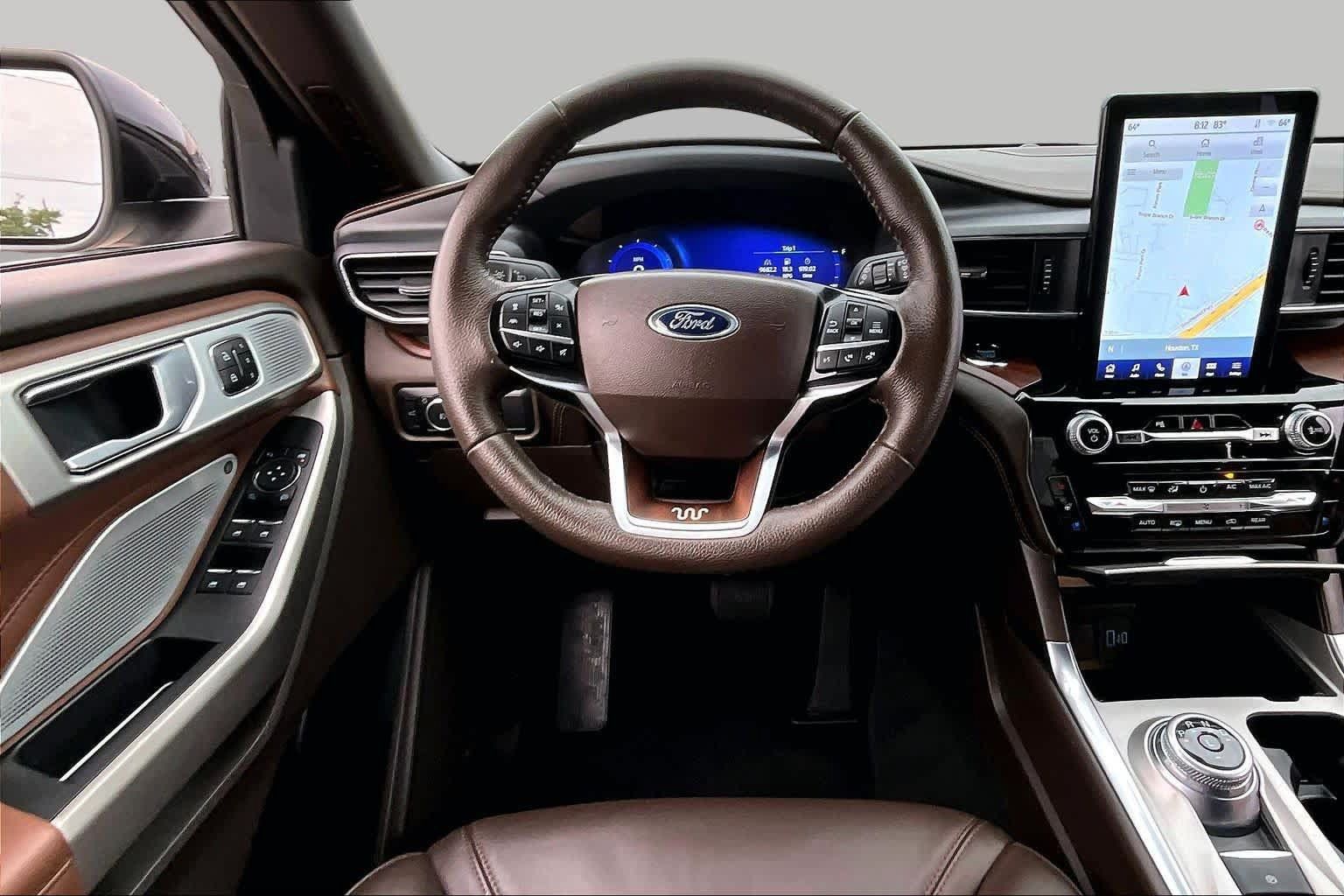 Used 2023 Ford Explorer King Ranch w/ Technology Package RWD image 6
