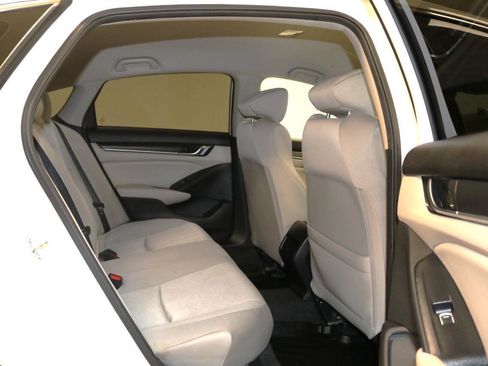 Used 2022 Honda Accord LX image 19