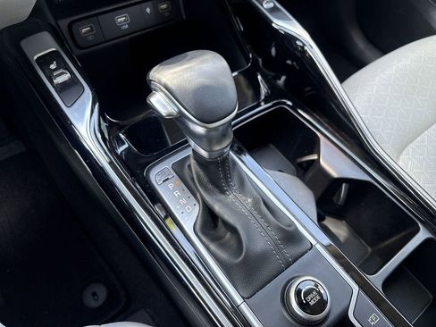 Used 2023 Kia Sorento SX FWD image 16