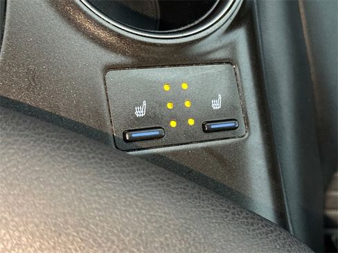 Used 2024 Toyota Camry SE w/ Cold Weather Package image 26