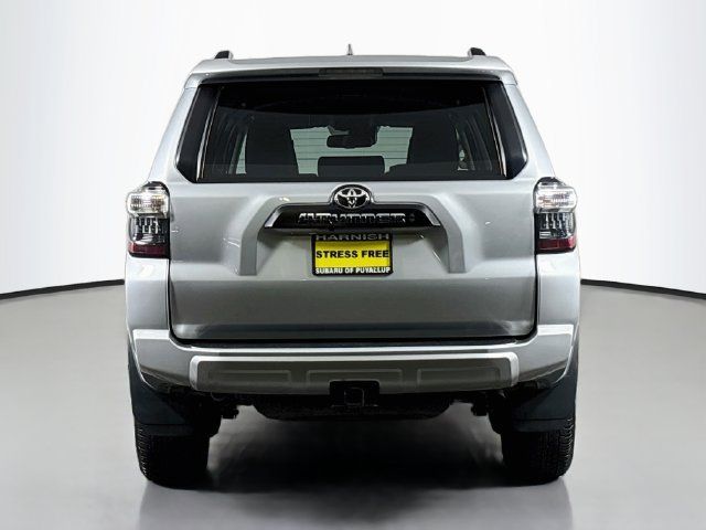 Used 2024 Toyota 4Runner TRD Off-Road Premium AWD/4WD image 6