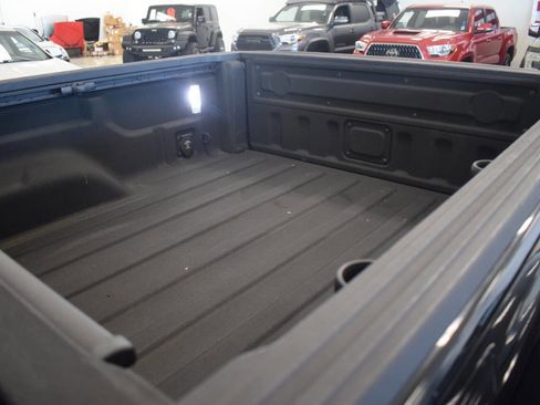 Used 2020 Jeep Gladiator Rubicon image 30