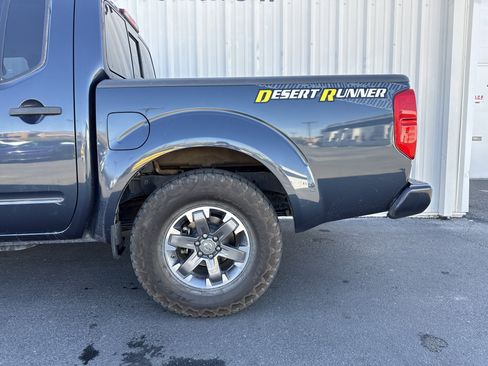 Used 2016 Nissan Frontier Desert Runner image 2