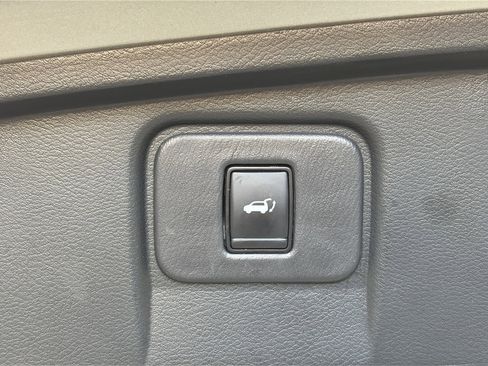 Used 2023 Nissan Murano SL w/ Cargo Package AWD/4WD image 14