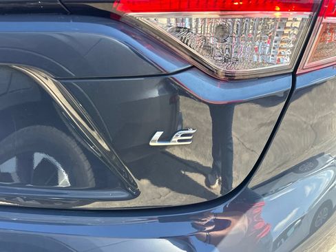 Used 2024 Toyota Corolla LE FWD image 5