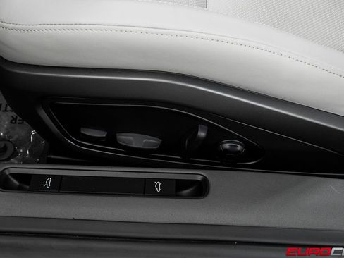 Used 2024 Porsche 911 Carrera 4S image 43