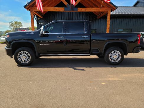 Used 2023 Chevrolet Silverado 2500 High Country w/ Z71 Off-Road Package image 36