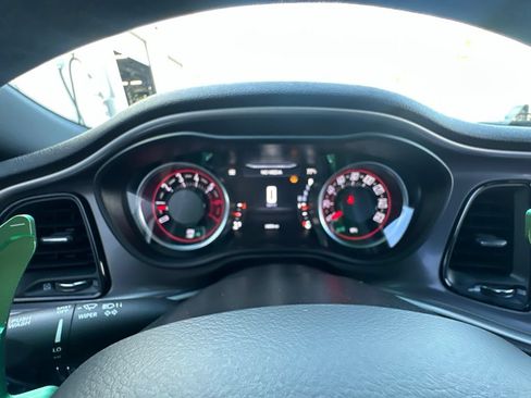 Used 2022 Dodge Challenger R/T RWD image 28