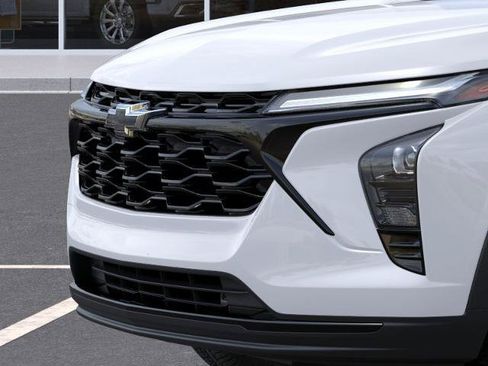 New 2026 Chevrolet Trax LT w/ Driver Confidence Package FWD image 37