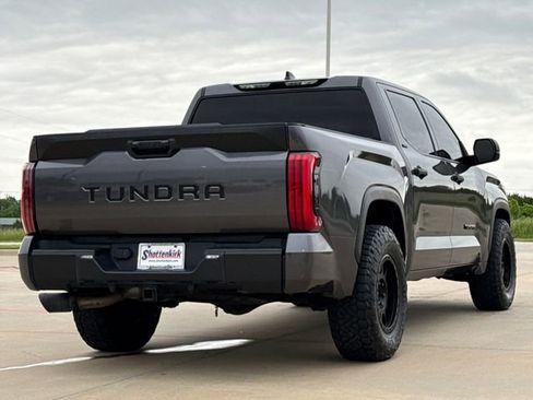 Used 2022 Toyota Tundra SR5 RWD image 9