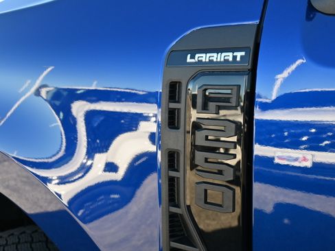 New 2026 Ford F250 Lariat w/ Black Appearance Package image 12