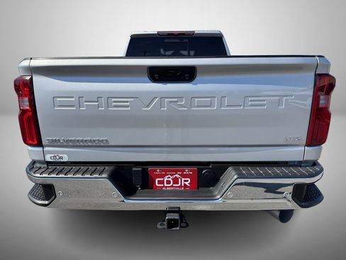 Used 2022 Chevrolet Silverado 3500 LTZ w/ LTZ Texas Edition image 7