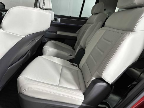 Used 2024 Hyundai Santa Fe Calligraphy image 25