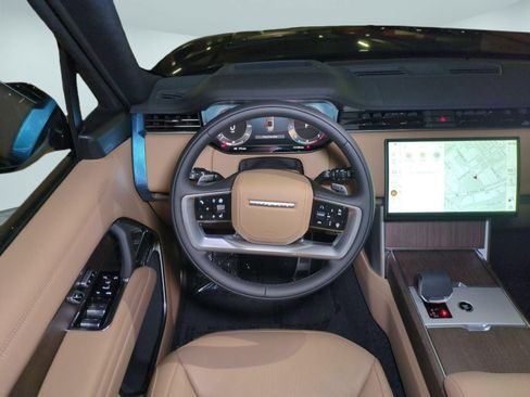 New 2026 Land Rover Range Rover Long Wheelbase SE AWD/4WD image 27