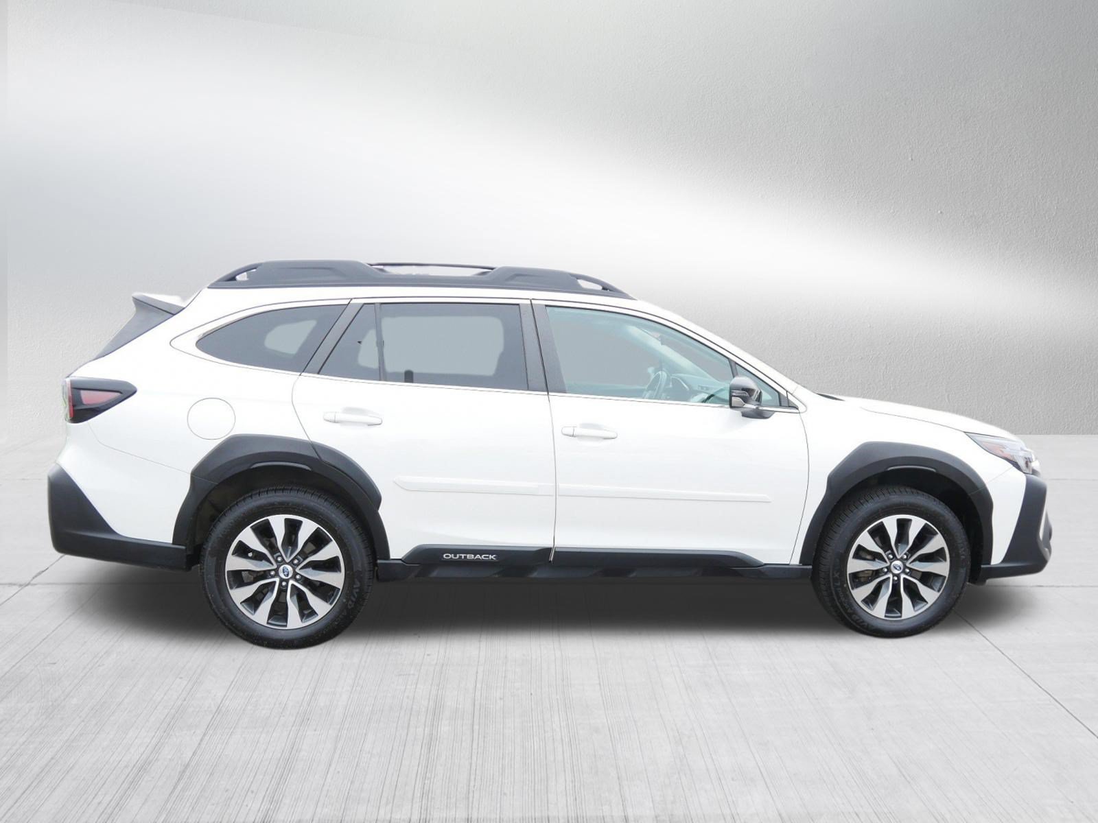 Used 2024 Subaru Outback Limited AWD/4WD image 8