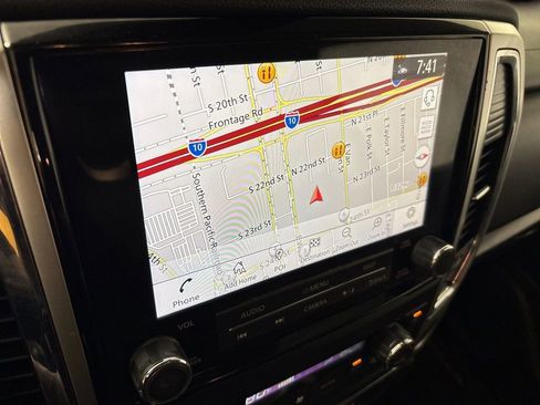 Used 2021 Nissan Titan SV w/ SV Convenience Package image 28