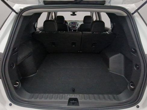 Certified 2021 Chevrolet Equinox LS image 24