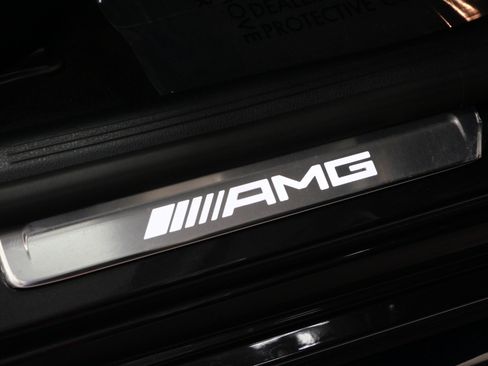 Used 2024 Mercedes-Benz C 63 AMG S image 31