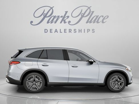 Used 2026 Mercedes-Benz GLC 300 image 27