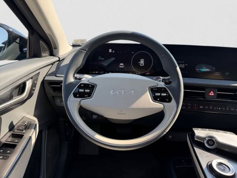 Certified 2023 Kia EV6 Wind RWD image 13