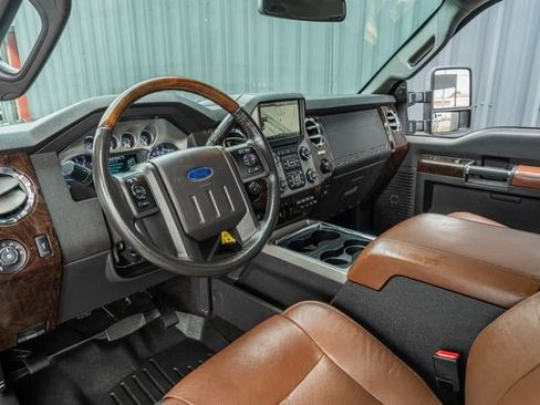 Used 2015 Ford F250 Platinum AWD/4WD image 23