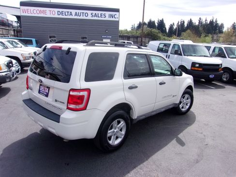 Used 2009 Ford Escape 4WD Hybrid image 9