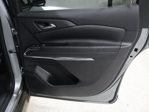 Used 2024 Chevrolet Traverse LT image 21