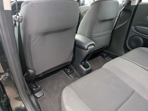 Used 2020 Honda HR-V LX image 16
