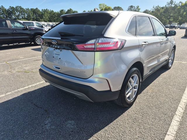 Used 2022 Ford Edge SEL AWD/4WD image 2