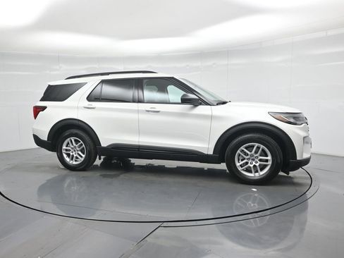 New 2026 Ford Explorer Active image 26