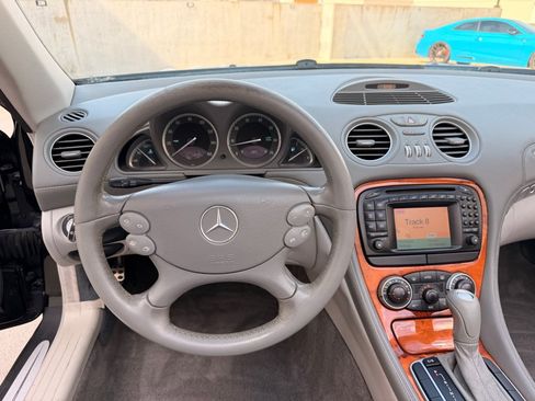 Used 2004 Mercedes-Benz SL 500 image 11