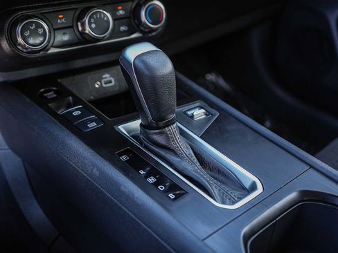 Used 2025 Nissan Kicks S FWD image 17