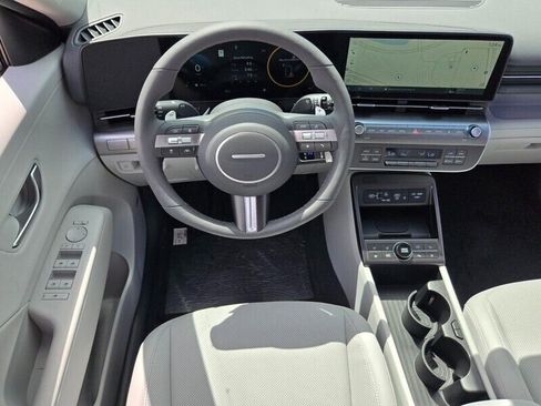 New 2026 Hyundai Kona Limited FWD image 7