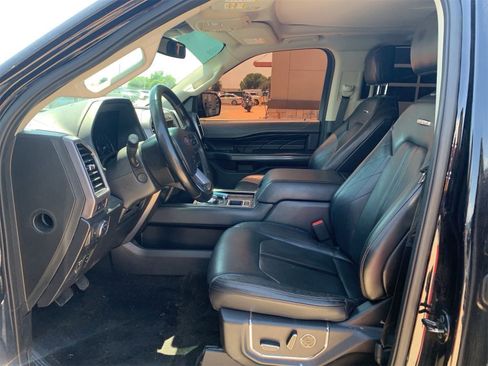 Used 2020 Ford Expedition Platinum RWD image 4