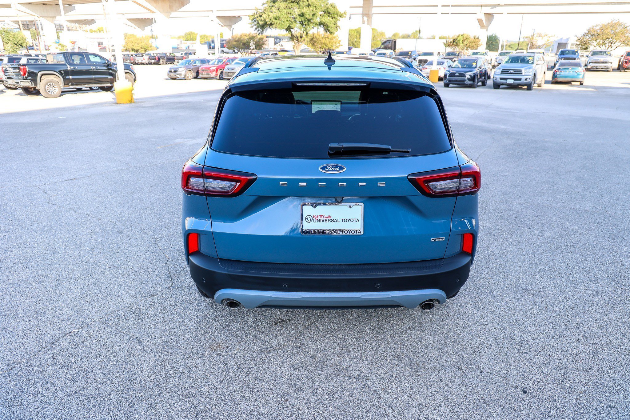 Used 2026 Ford Escape SE FWD image 8