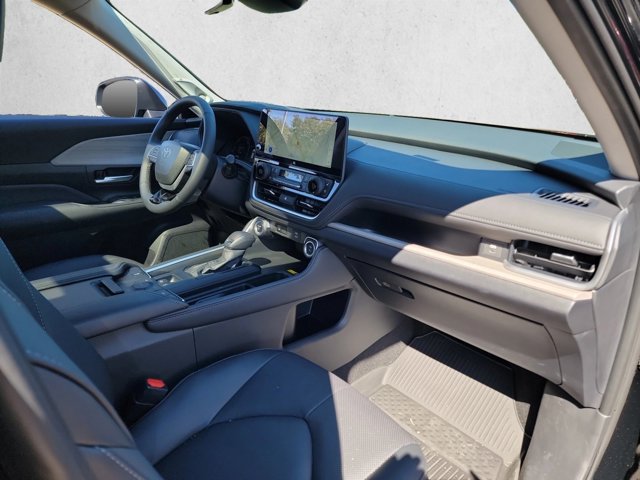 Used 2026 Toyota Grand Highlander AWD Hybrid image 26
