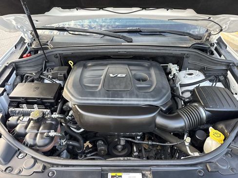 Used 2018 Jeep Grand Cherokee Limited image 3