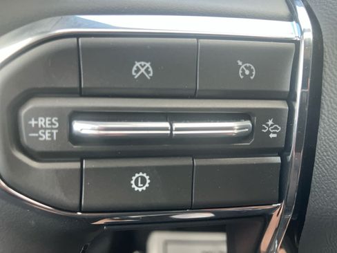 New 2026 GMC Terrain Elevation AWD/4WD image 17